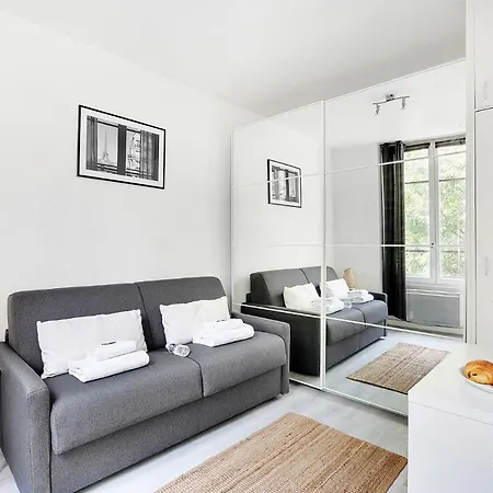 Cmg Rue De Bretagne 30 * París